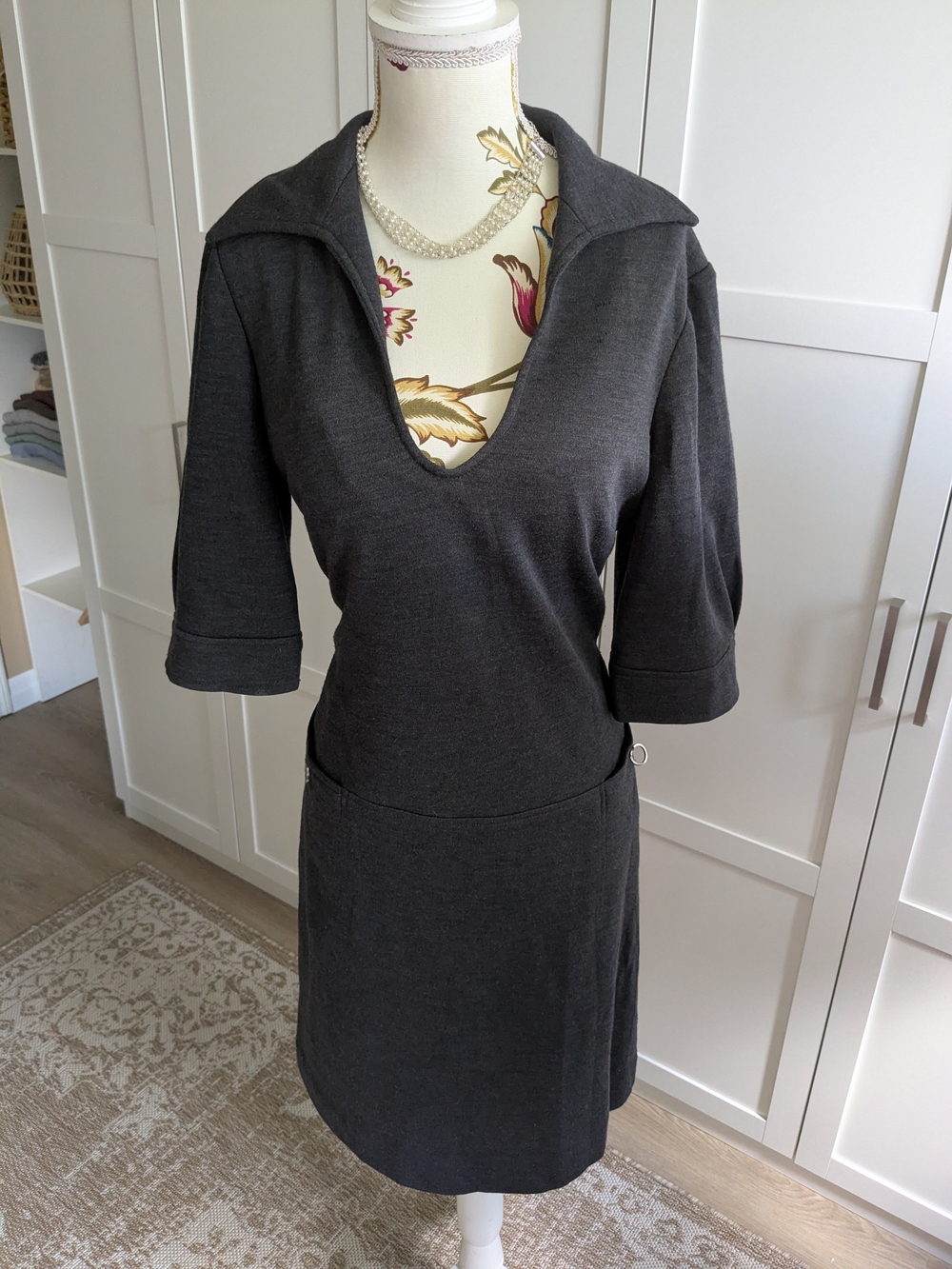 Slim-Fit Dark Gray V-Neck Mini Dress